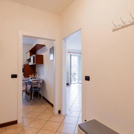 Di Cristina By Interhome